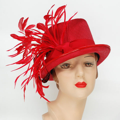 Queenie, Lipstick Red