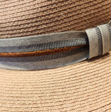 Maleo Stripe, Toast